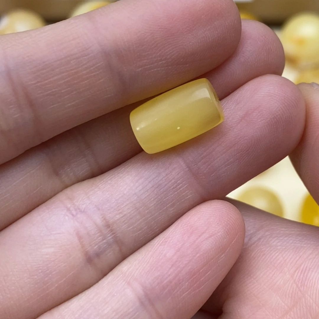 琥珀裸石未镶嵌金****珠