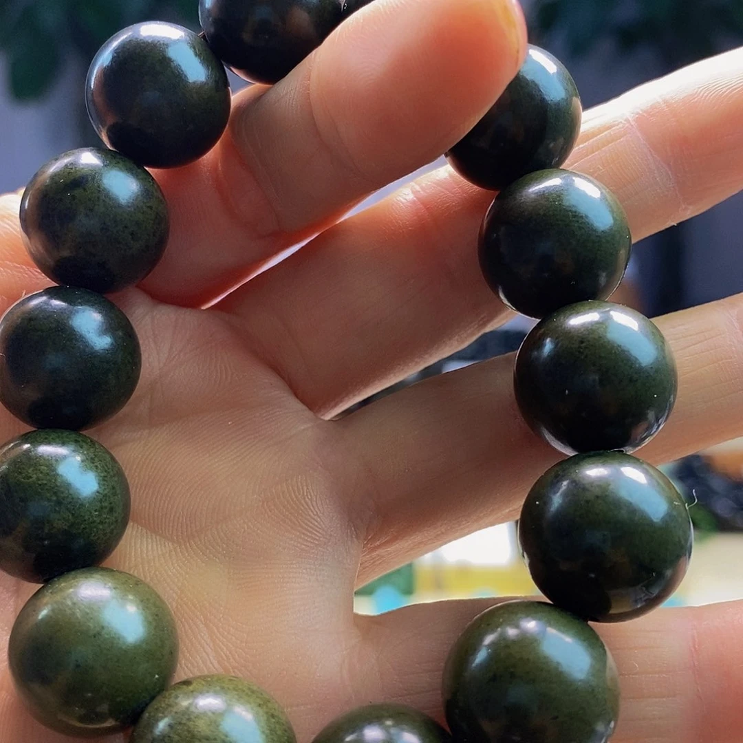 岫岩河磨玉（透闪石质玉）未镶嵌珠宝奇石