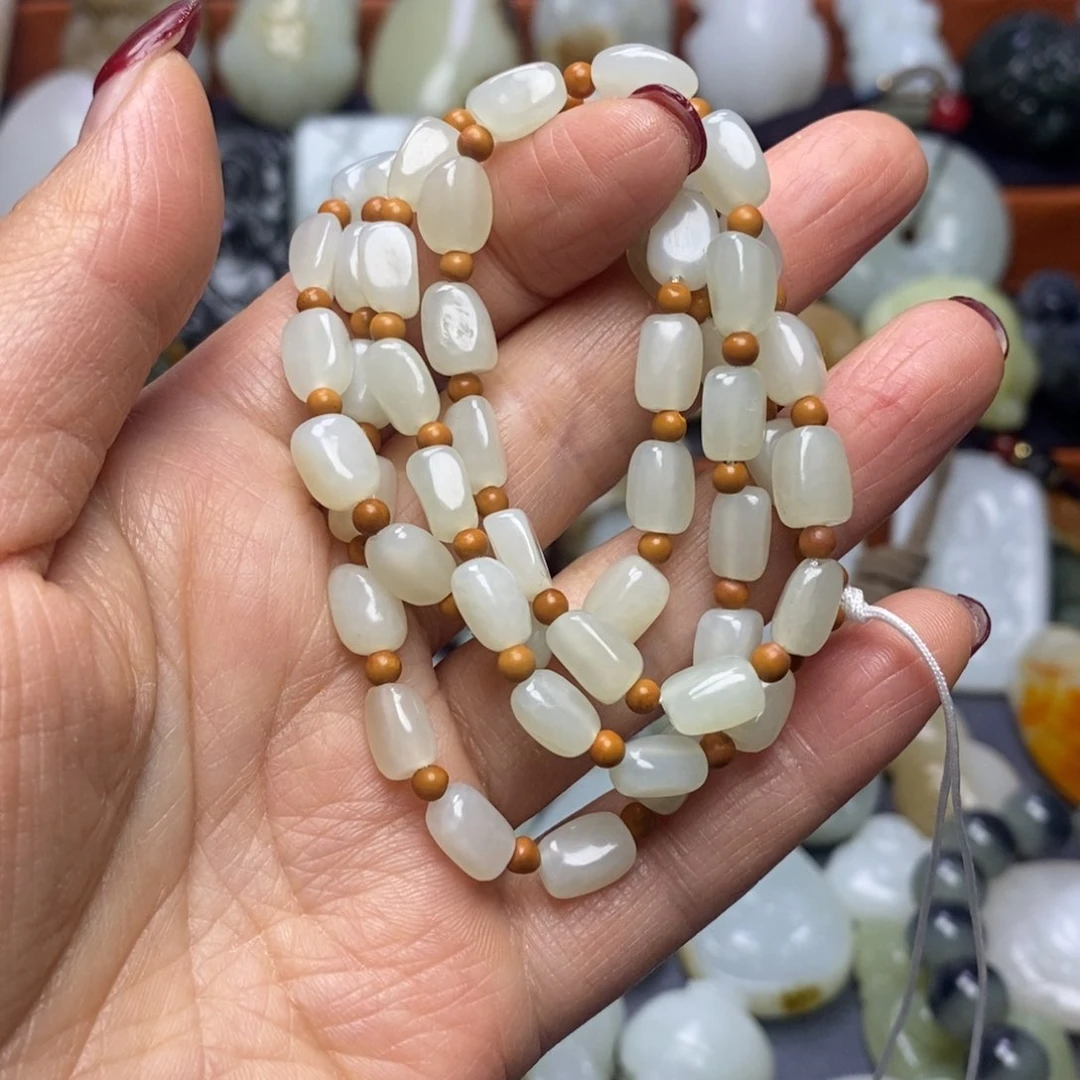 吊坠(不含链)未镶嵌和田玉（糖玉）