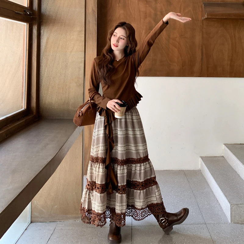 复古美拉德韩系套装裙2025春秋新款不规则上衣蕾丝镂空拼接半身裙