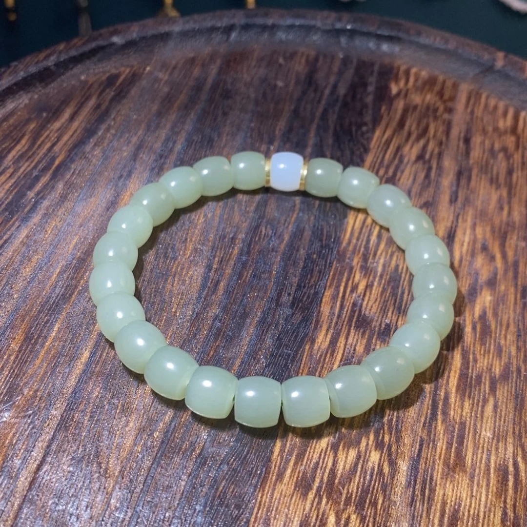 和田玉手串未镶嵌9m直切