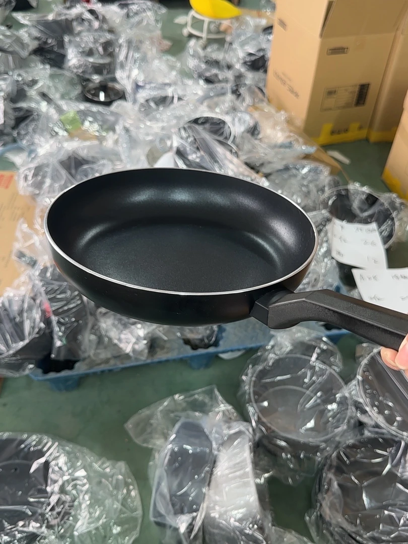 A35煎炒锅口径26cm，高度5cm,外贸尾货，介意勿拍