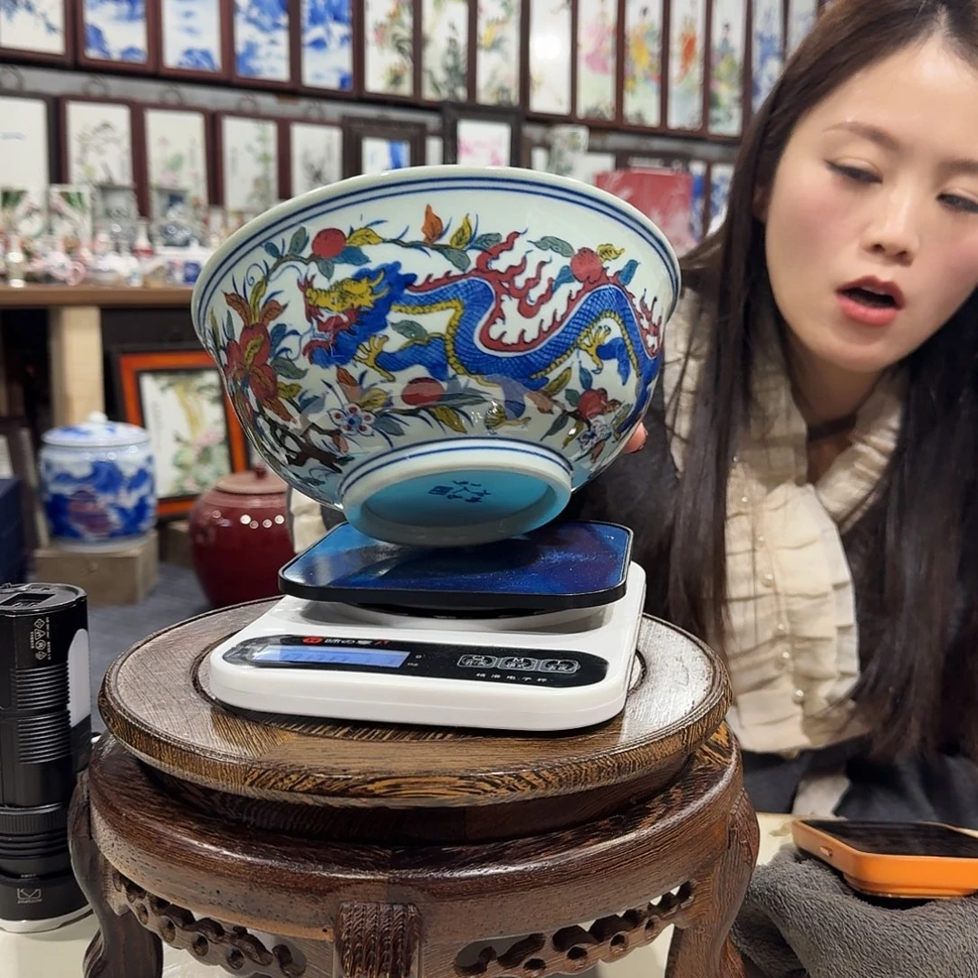 摆件瓷/////景德镇陶瓷瓷器。