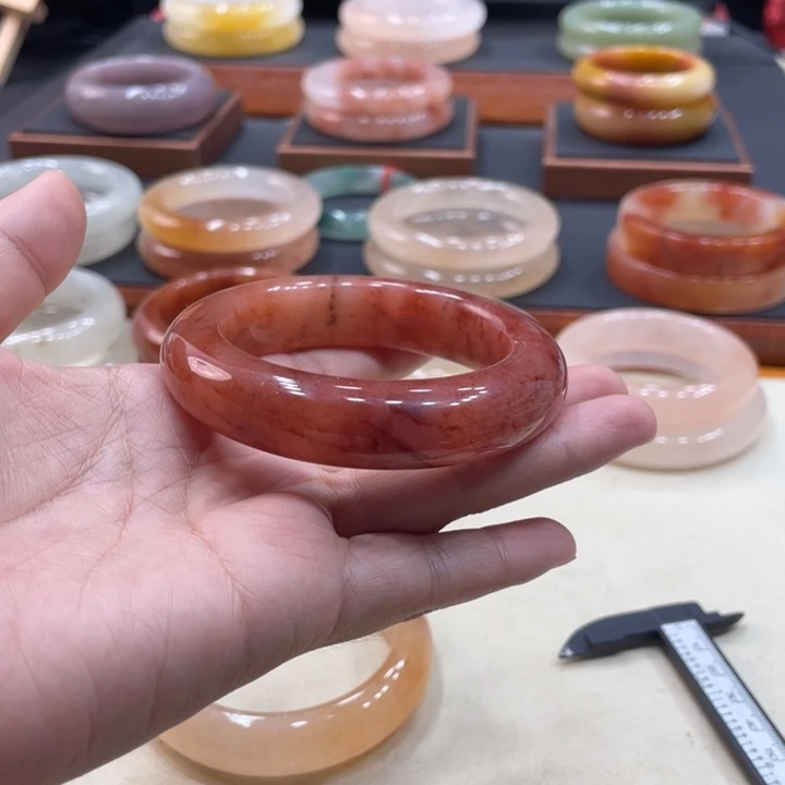 无非金属54纯天然手镯