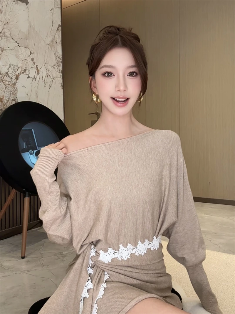千金风套装女秋性感斜肩蝙蝠袖针织衫拼接花边系带半身短裙两件套