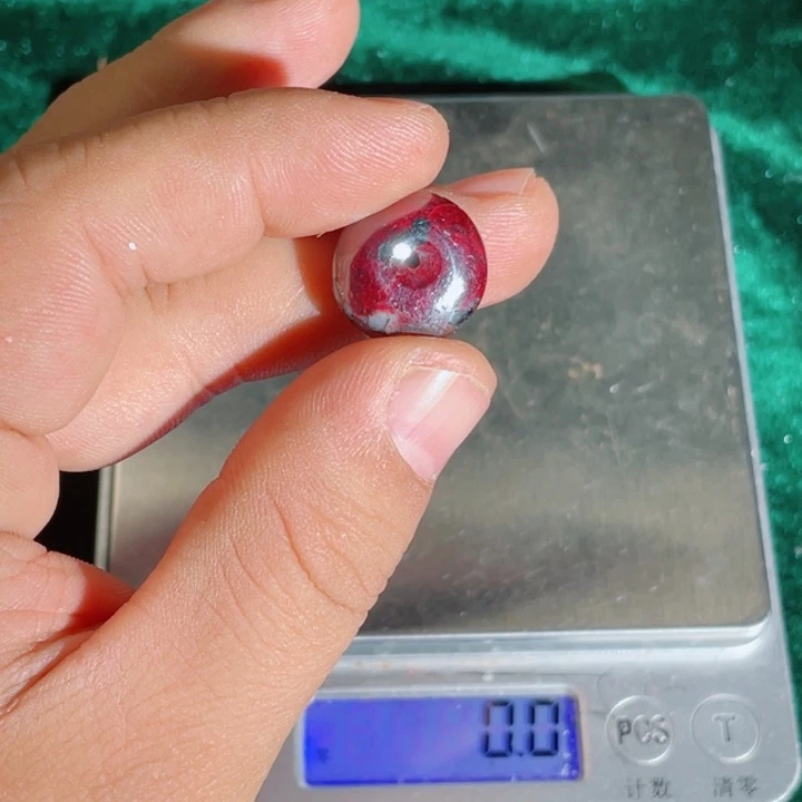 天然辰砂原石首饰