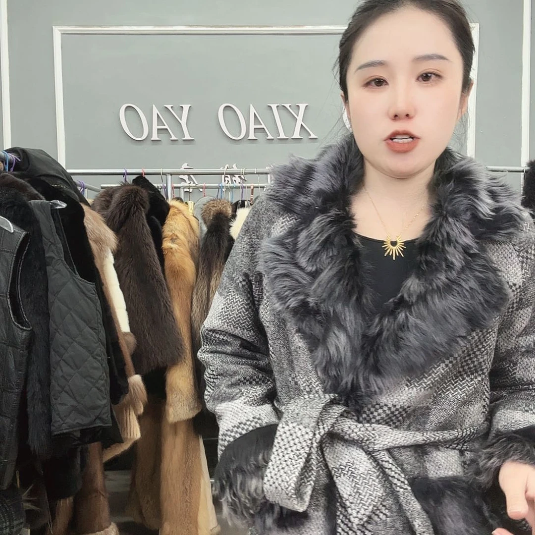 姚小妖家高端皮草