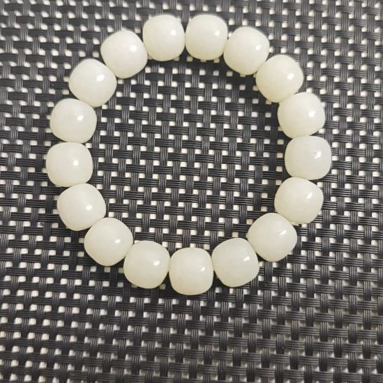 和田玉未镶嵌手串