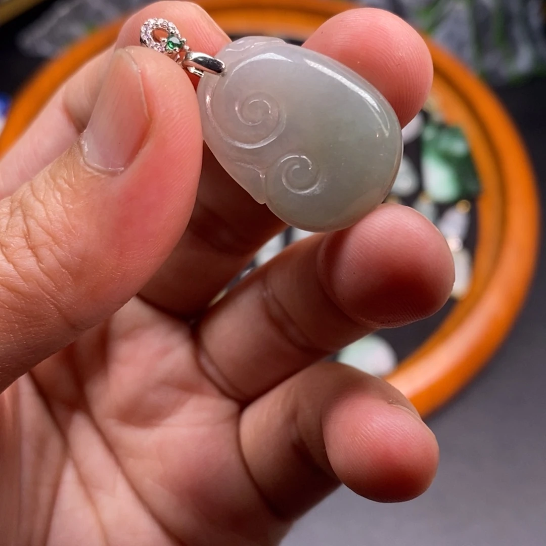 翡翠合金颈饰天然