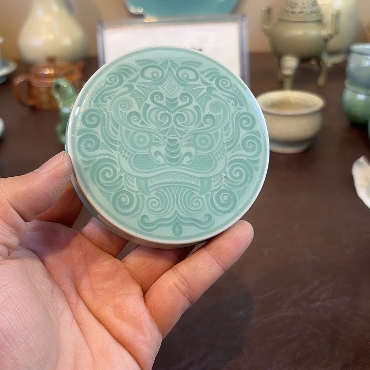 瓷片龙泉青瓷福利青瓷