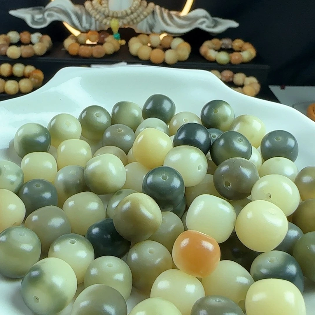 菩提根/象牙果手串瑕疵卡14渐变绿桶珠50颗➕50颗