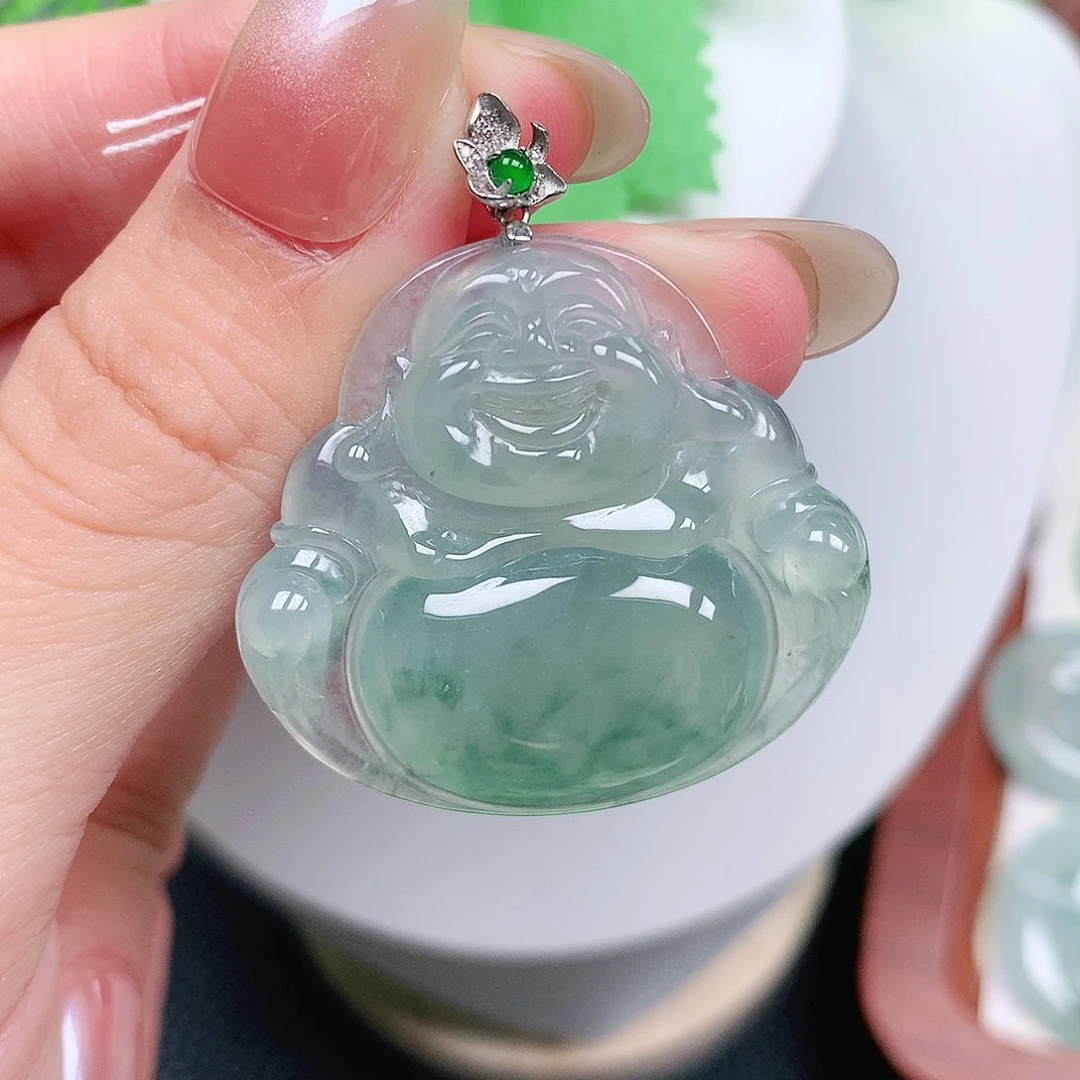 本***聊翡翠18K金镶嵌颈饰佛