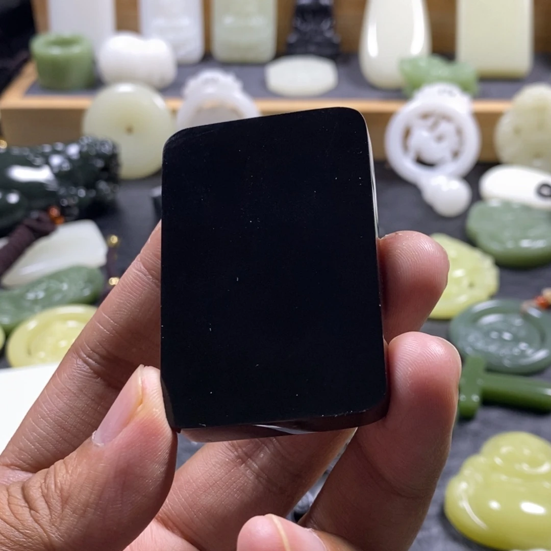 和田玉（青白玉）未镶嵌吊坠(赠链)