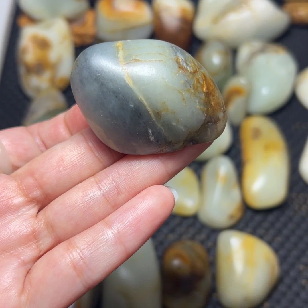 和田玉未镶嵌挂件A72