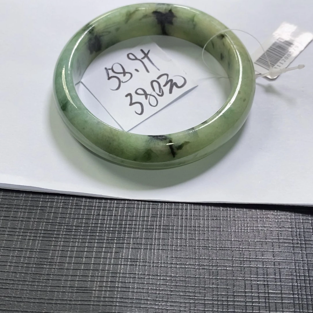 【闪购商品】未镶嵌手镯翡翠