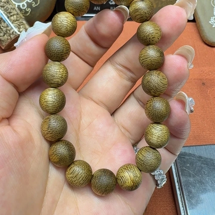 大叶紫檀（黑酸枝木类）