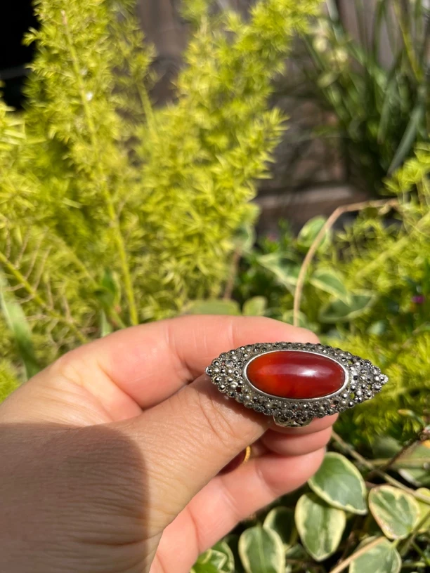 纯925银镶嵌的柿子玫瑰红民族风戒指，原矿，三无