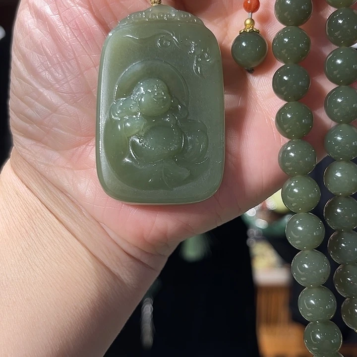 颈饰未镶嵌和田玉