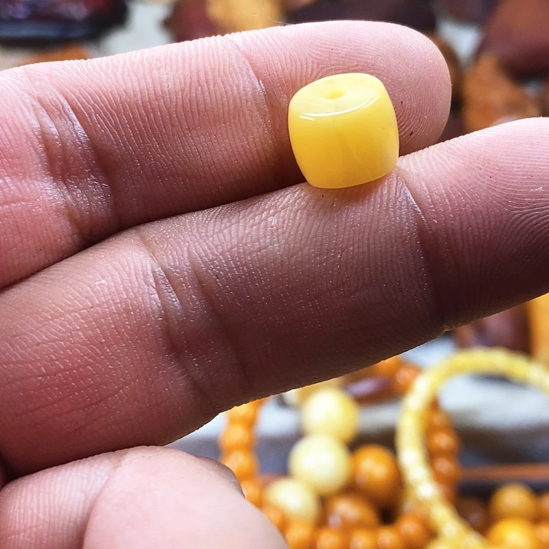 蜜蜡项圈未镶嵌焦皮白花马蹄珠