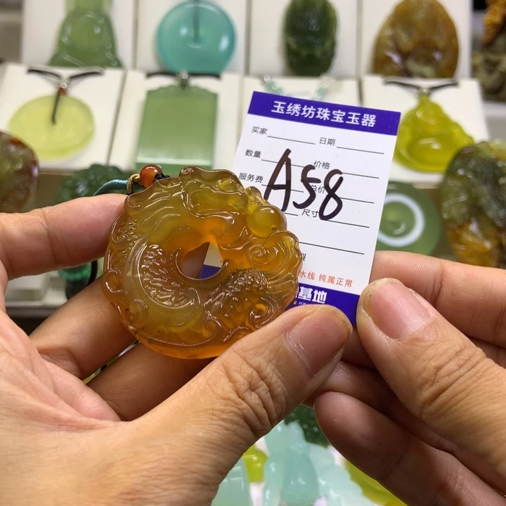 【闪购商品】未镶嵌蛇纹石玉颈饰
