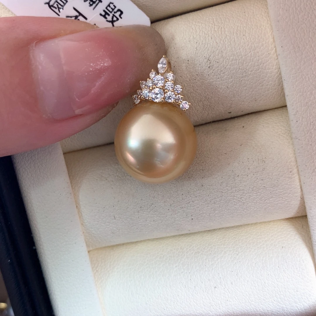 海水珍珠18K金镶嵌颈饰