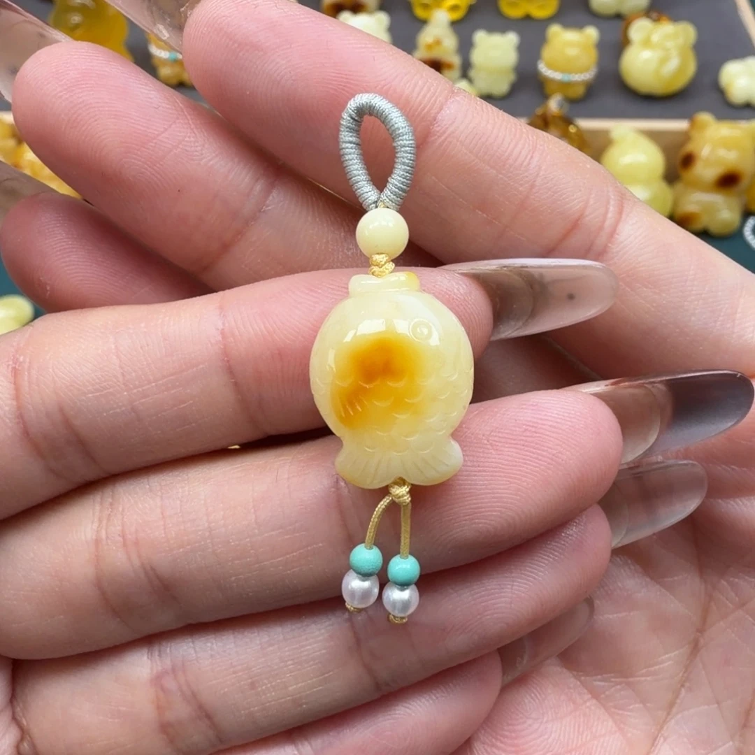 琥珀未镶嵌裸石蜜蜡