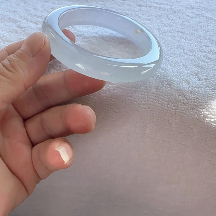 翡翠未镶嵌手镯冰种起光