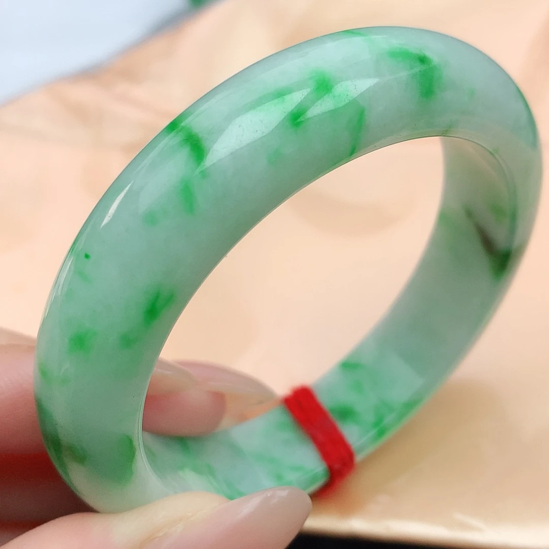 翡翠手镯未镶嵌53圈口882076