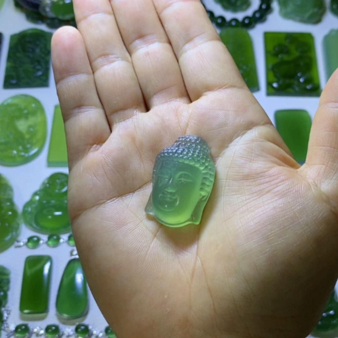【闪购商品】未镶嵌蛇纹石玉颈饰