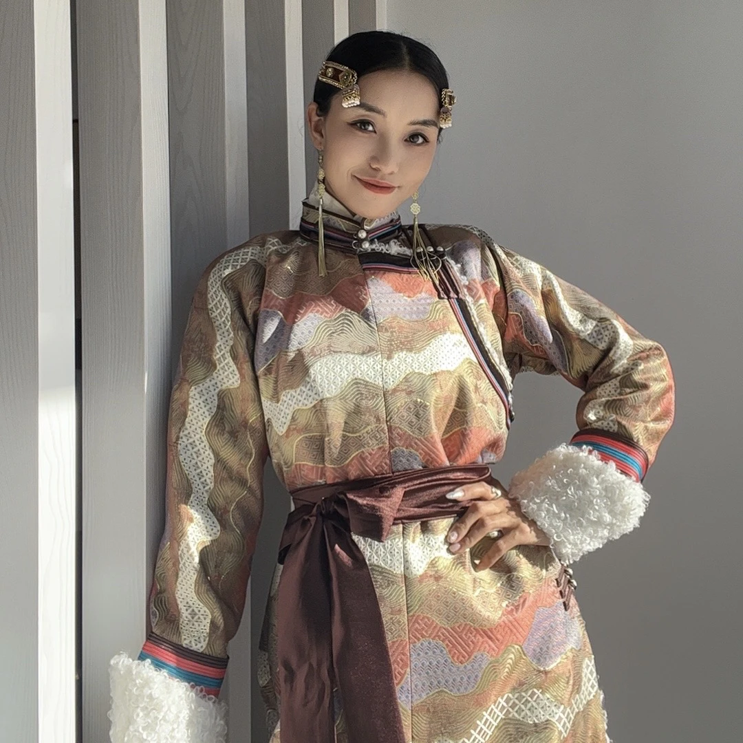 【丝棱锆】新款彩色咖边加厚长款民族风设计款民族服装