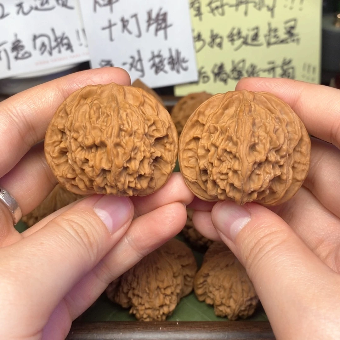 吊坠文玩核桃43平顶一物一图全品