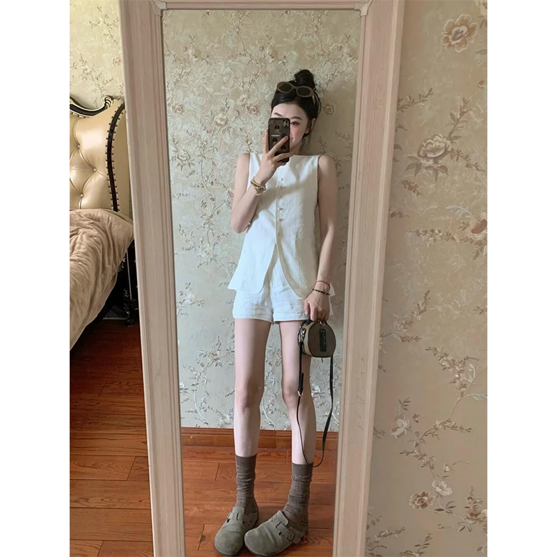 夏季韩版老钱风马甲高级感修身单排扣圆领背心上衣短裤通勤两件套