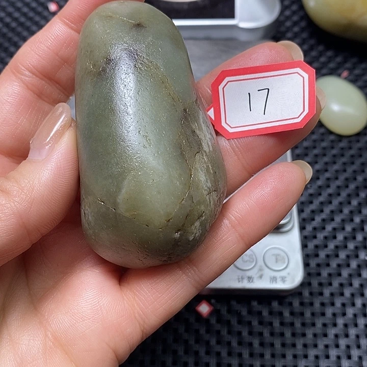 和田玉未镶嵌珠宝奇石17