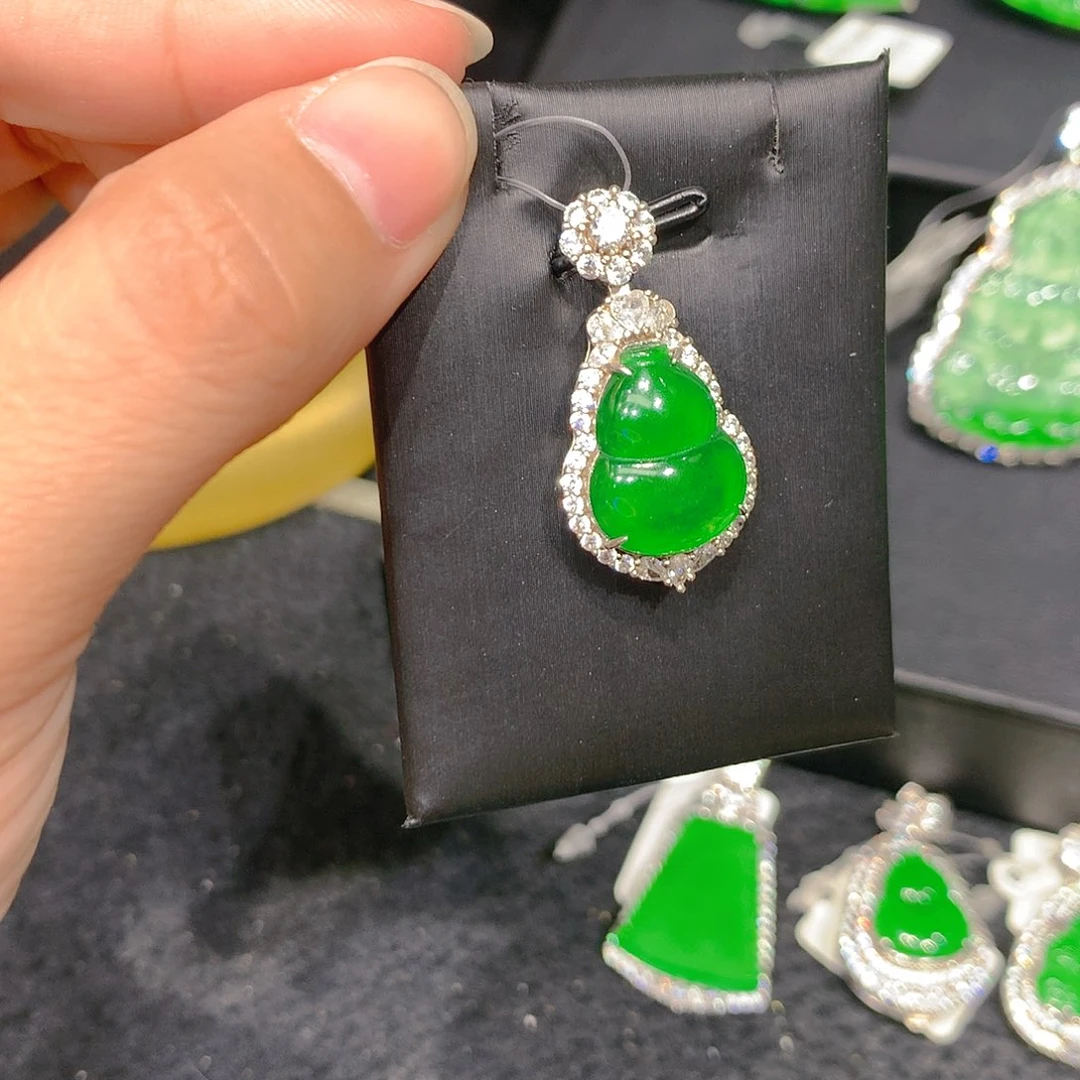 颈饰银S925镶嵌翡翠00003