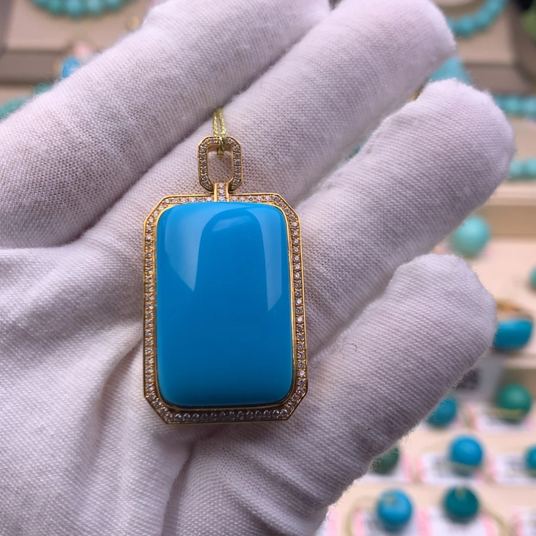 绿松石18K金镶嵌珠宝奇石