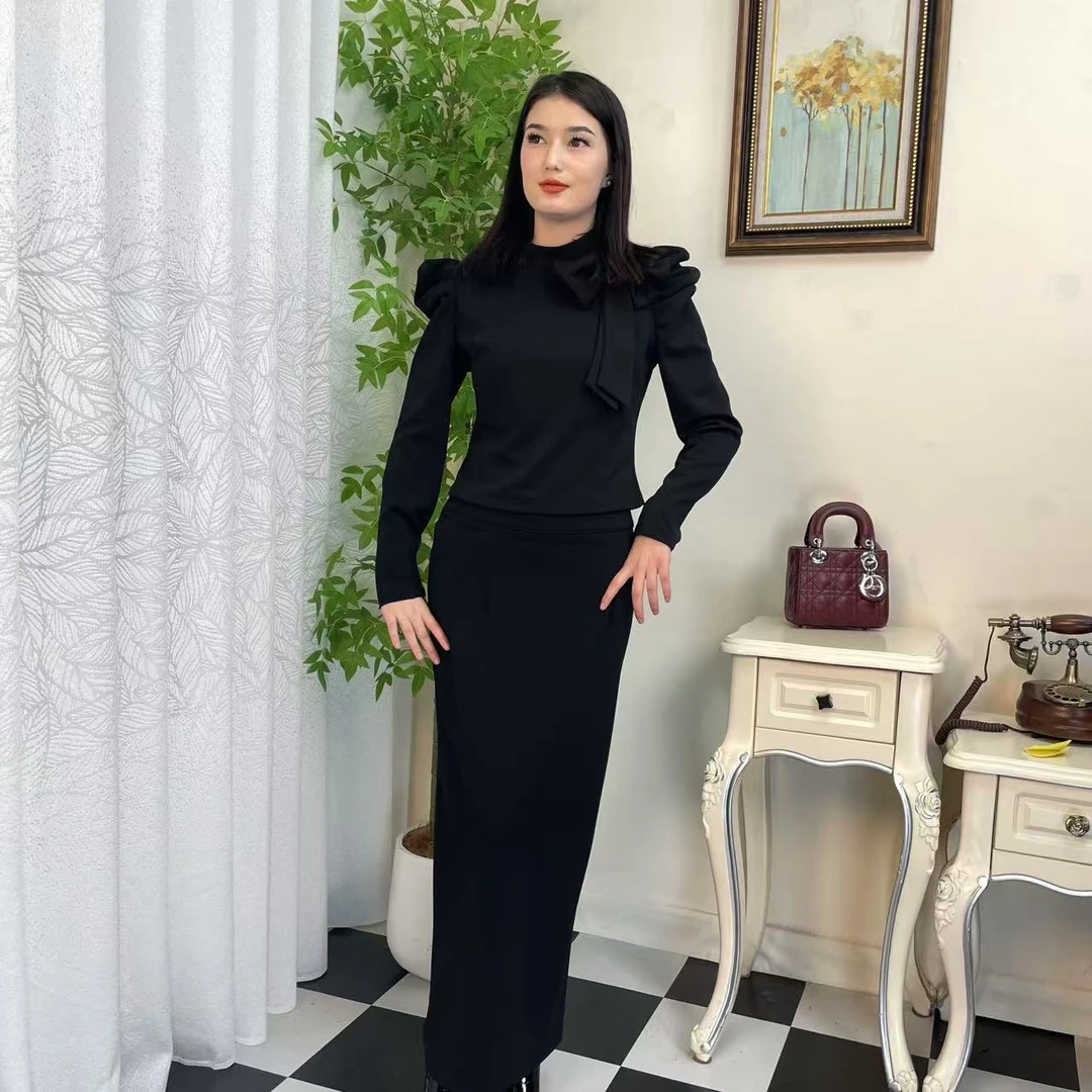 维吾尔族2025年最流行的黑色连衣裙