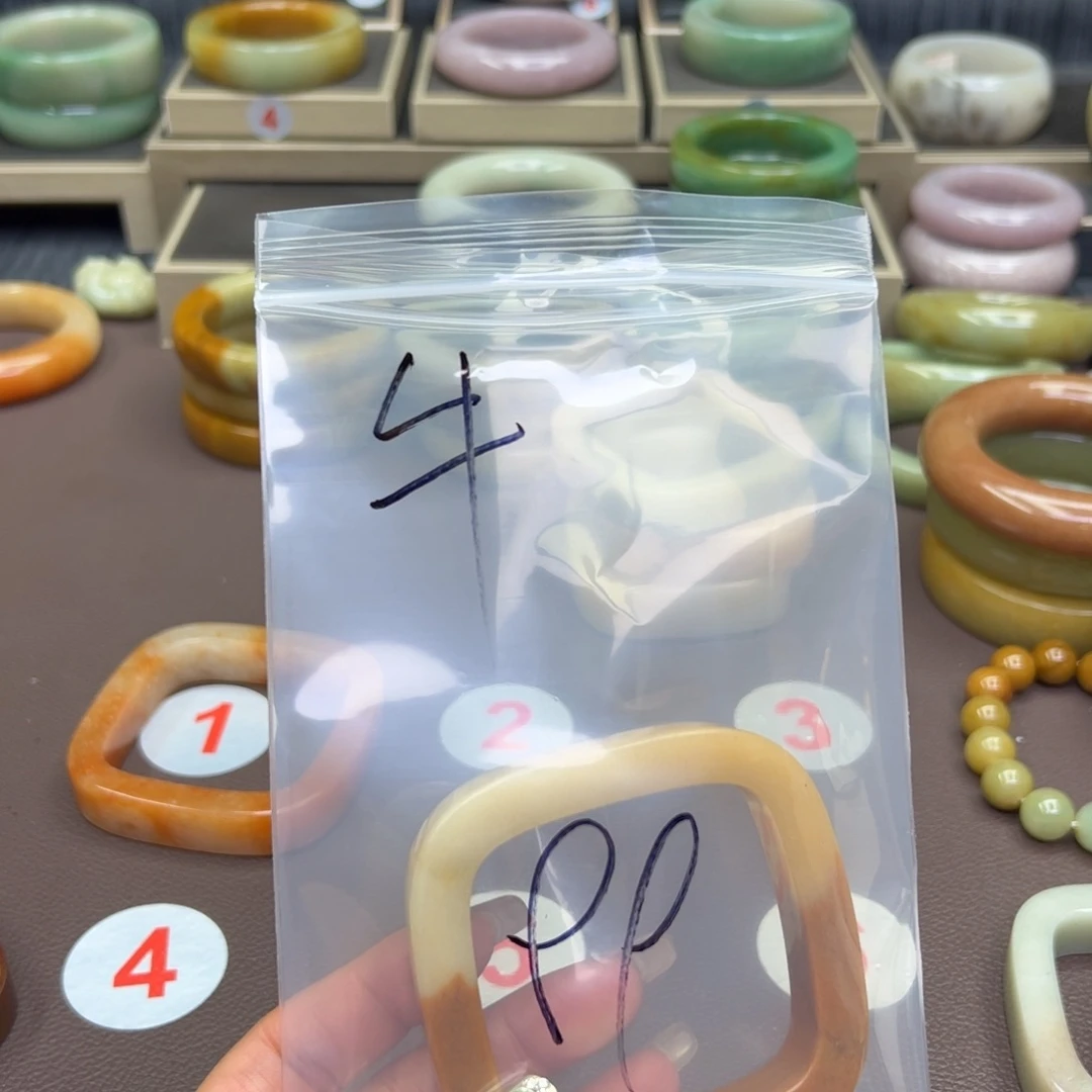 石英质玉手镯合金梦***牛