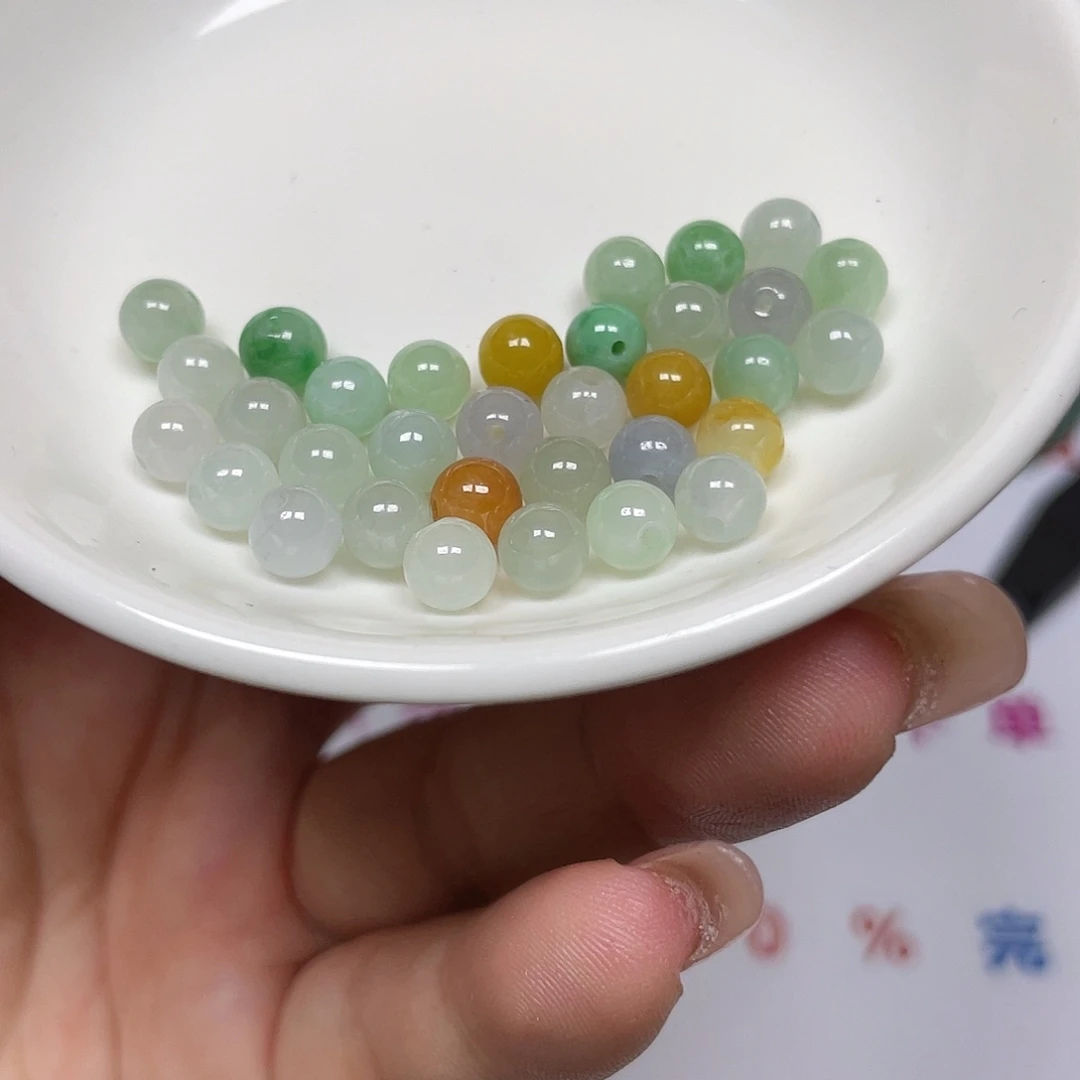 翡翠散珠卡5.6,33颗