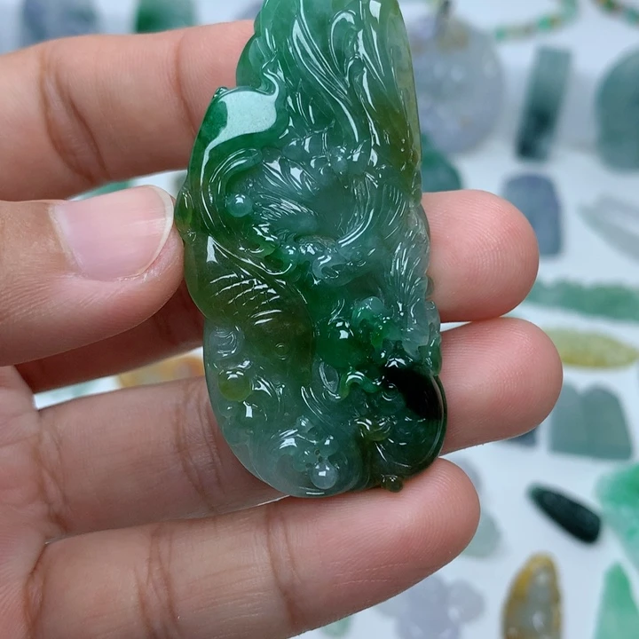 翡翠未镶嵌吊坠(不含链)