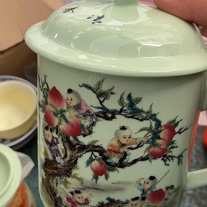 摆件陶绿稀土童子摘桃办公杯