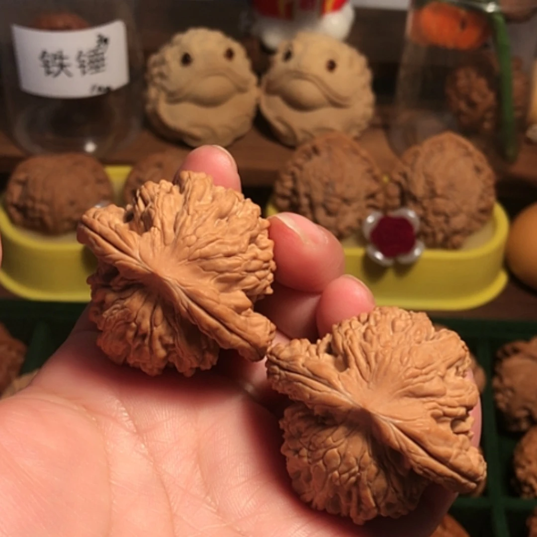 【闪购商品】文玩核桃把件外***?麦虎