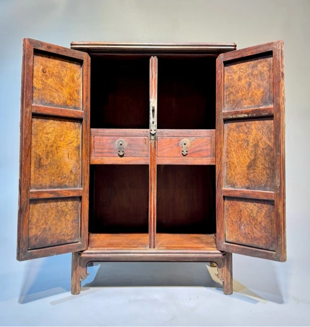 典藏老物件面条柜独特韵味彰显岁月沉淀