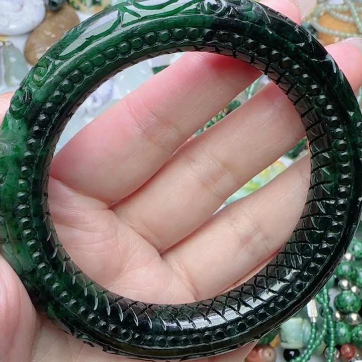 ～***～翡翠未镶嵌颈饰天然A货