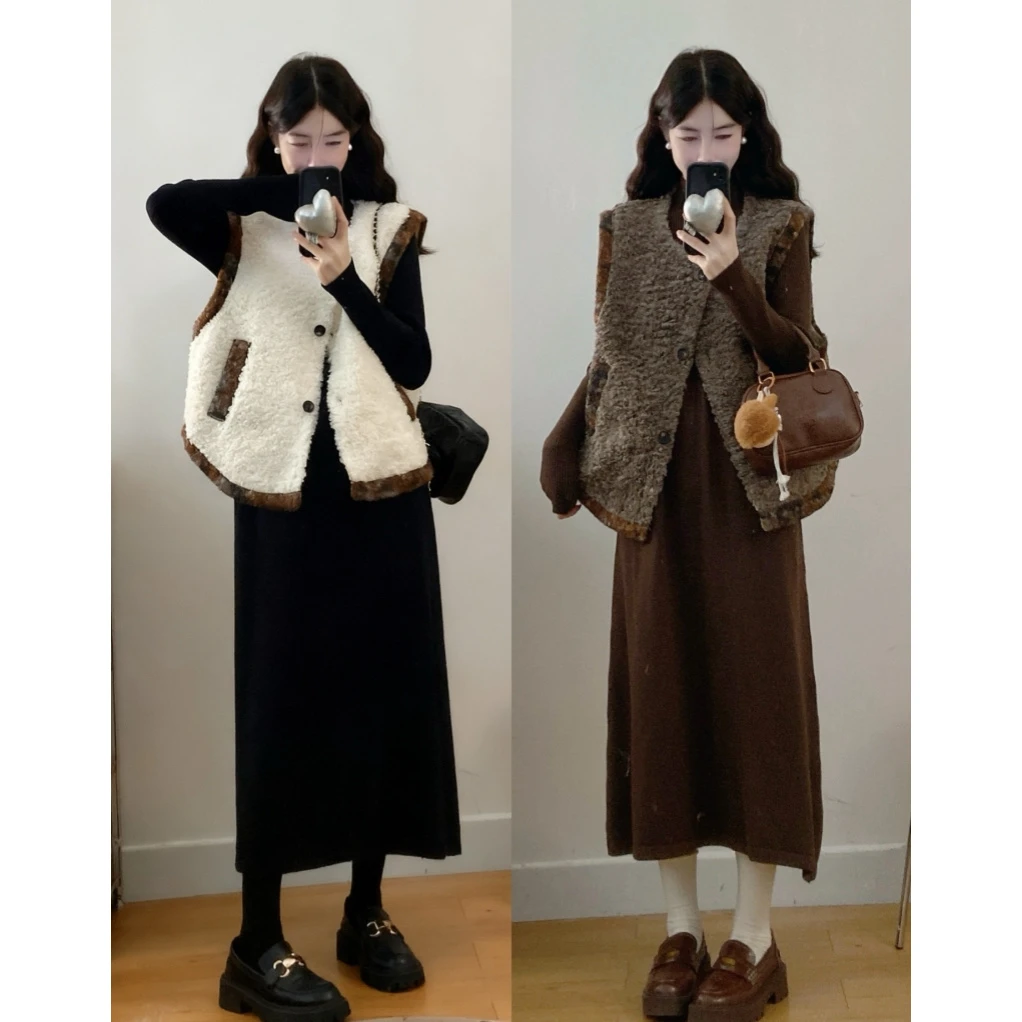 大码女装秋冬新款羊羔毛马甲外套+显瘦针织打底连衣裙两件套套装