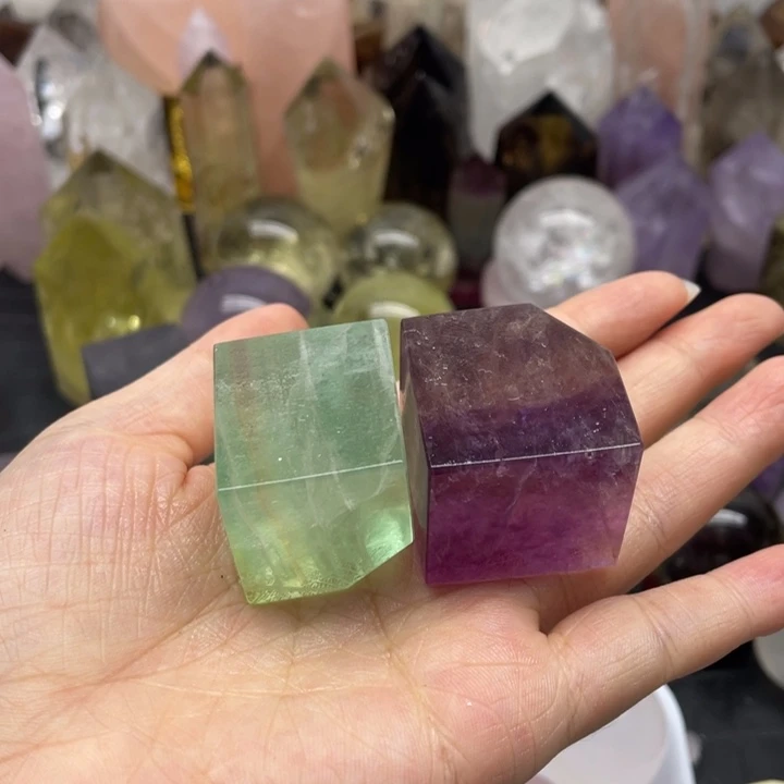 8未镶嵌水晶▸****✨魔方块