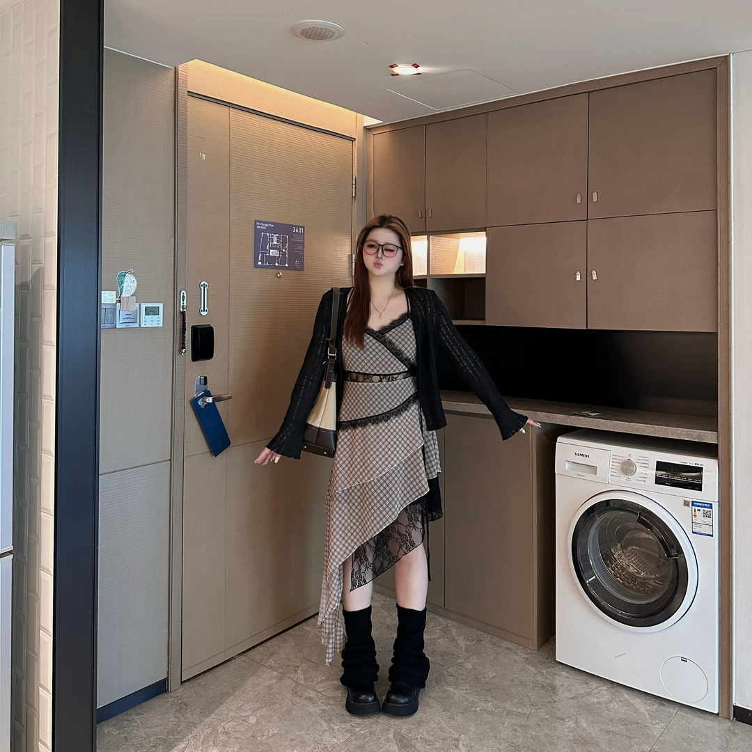 维维&南岛风大码女装2025新款春夏胖mm显瘦开衫吊带裙套装ZWW576