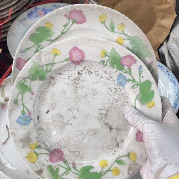 瓷片陶瓷盘子碗砂锅都有