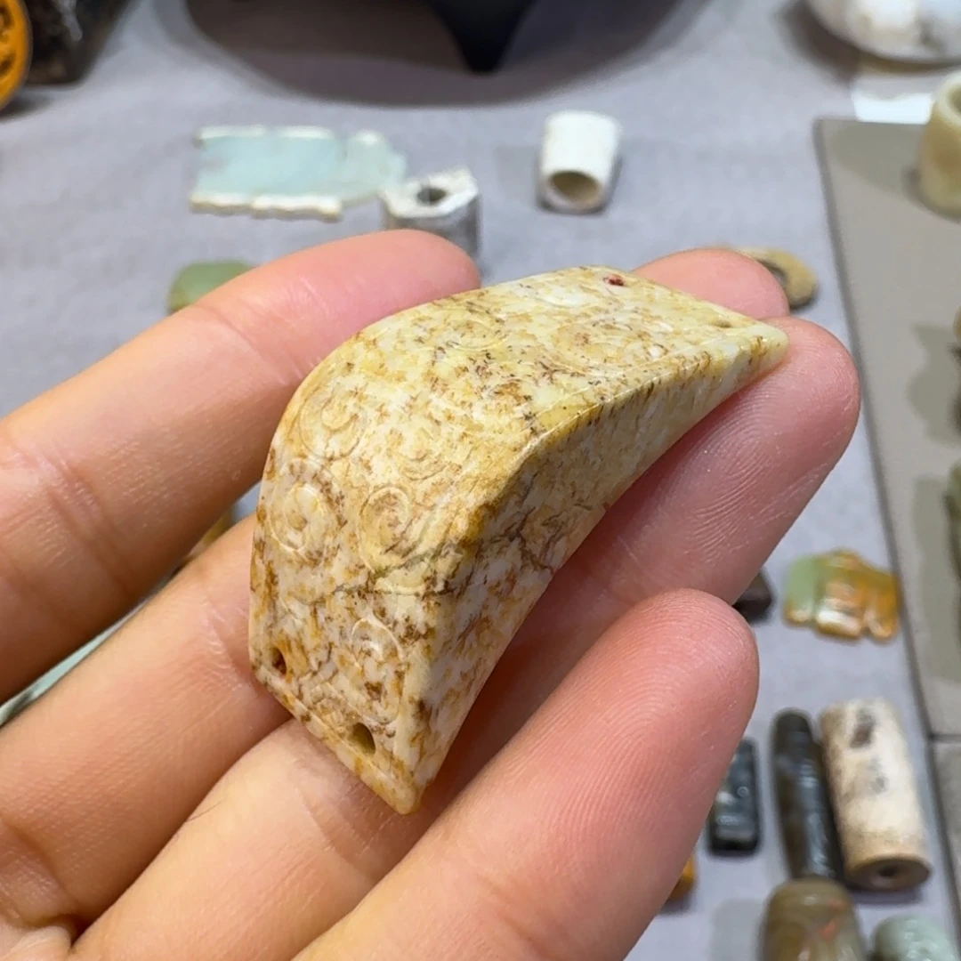 风***影和田玉未镶嵌手链