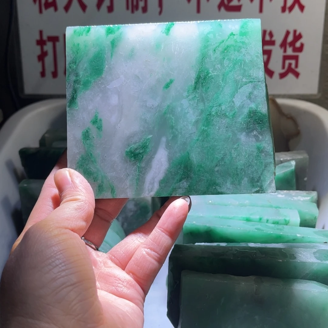 定制石英质玉（非洲翠）