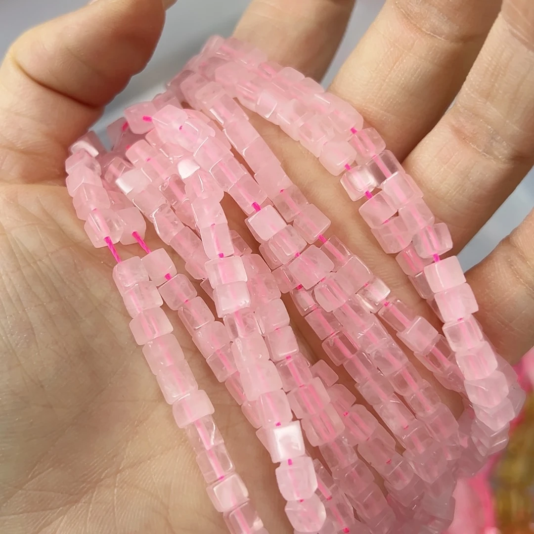 玛瑙/玉髓未镶嵌珠宝半成品，卡4粉水方糖一条